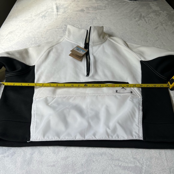 Nike Jordan Jacket - Picture 7 of 11